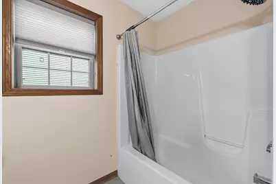 572  Nordic Ct, Slinger, WI 53086 - Photo 33