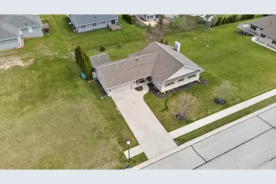 408  Michigan Ave, Oostburg, WI 53070 - Photo 49