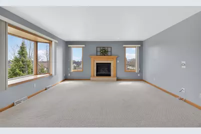 408  Michigan Ave, Oostburg, WI 53070 - Photo 9