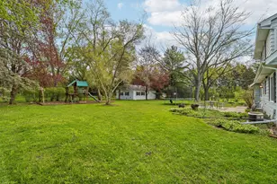 S76W23210 Woodland Ct, Vernon, WI 53103 - Photo 37