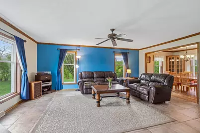 S76W23210  Woodland Ct, Vernon, WI 53103 - Photo 7