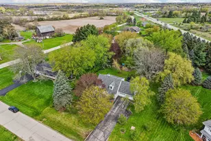 S76W23210 Woodland Ct, Vernon, WI 53103 - Photo 43