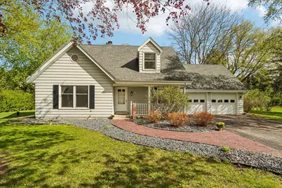 S76W23210  Woodland Ct, Vernon, WI 53103 - Photo 3