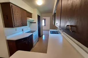 8030 S Waring Dr, Oak Creek, WI 53154 - Photo 13