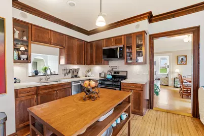1750 N Palmer St, Milwaukee, WI 53212 - Photo 9