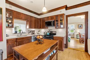 1750 N Palmer St, Milwaukee, WI 53212 - Photo 9