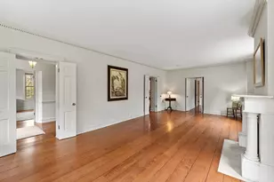 11533 N Parkview Dr, Mequon, WI 53092 - Photo 15