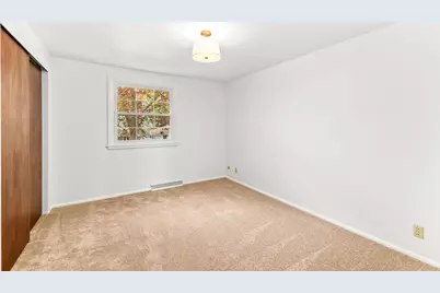 1720 N 117th St, Wauwatosa, WI 53226 - Photo 23
