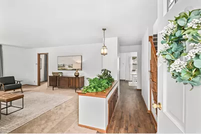1720 N 117th St, Wauwatosa, WI 53226 - Photo 3