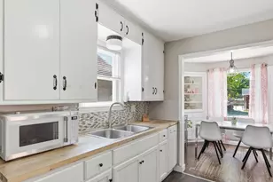 3852 S 1st St, Milwaukee, WI 53207 - Photo 11