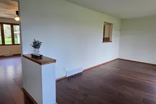 3360 E Oakwood Rd, Oak Creek, WI 53154 - Photo 11