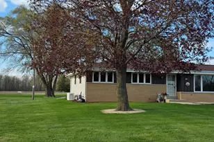 3360 E Oakwood Rd, Oak Creek, WI 53154 - Photo 43
