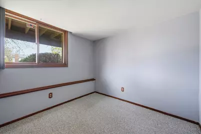 6504 S Parkedge Cir #D, Franklin, WI 53132 - Photo 29