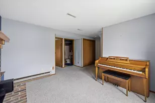 6504 S Parkedge Cir, Franklin, WI 53132 - Photo 27