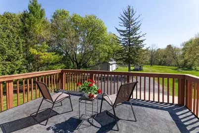 W329N4072  Lakeland Dr, Nashotah, WI 53058 - Photo 5