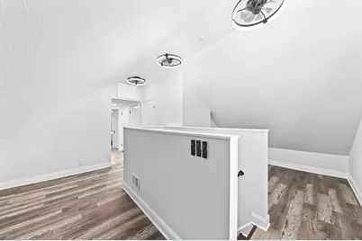 7028 W State St, Wauwatosa, WI 53213 - Photo 21