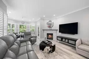 401 Abbey Ridge Ct, Fontana, WI 53125 - Photo 15