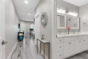 401 Abbey Ridge Ct, Fontana, WI 53125 - Photo 27