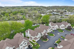 401 Abbey Ridge Ct, Fontana, WI 53125 - Photo 65