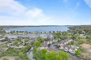 401 Abbey Ridge Ct, Fontana, WI 53125 - Photo 63