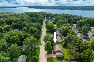501 Sue Ann Dr, Lake Geneva, WI 53147 - Photo 3