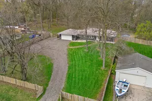 4410 Goleys Ln, Racine, WI 53404 - Photo 27