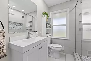4410 Goleys Ln, Racine, WI 53404 - Photo 13
