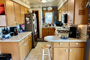 2226 Lexington Dr, Manitowoc, WI 54220 - Photo 5