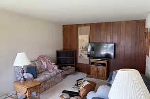 2226 Lexington Dr, Manitowoc, WI 54220 - Photo 3
