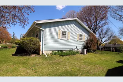 1721  Sylvan Way, West Bend, WI 53095 - Photo 27