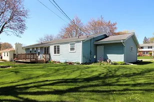 1721 Sylvan Way, West Bend, WI 53095 - Photo 23