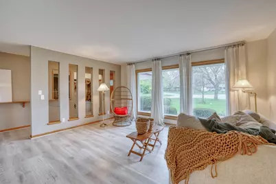 5890  Lakeview Dr, Greendale, WI 53129 - Photo 5