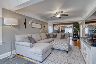 1473 S 90th St, West Allis, WI 53214 - Photo 5