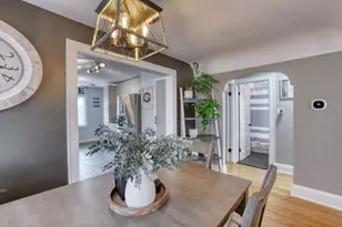 1473 S 90th St, West Allis, WI 53214 - Photo 9