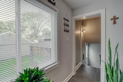 1473 S 90th St, West Allis, WI 53214 - Photo 15