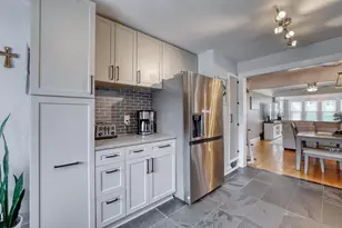 1473 S 90th St, West Allis, WI 53214 - Photo 13