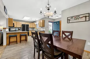 1015 Shadowood Cir, West Bend, WI 53095 - Photo 5