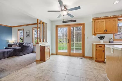 8715  Halverson Rd, Racine, WI 53185 - Photo 9