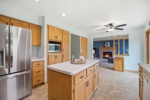 8715 Halverson Rd, Racine, WI 53185 - Photo 13