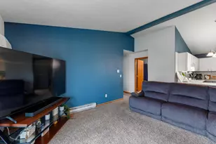 807 Worthington Ct, West Bend, WI 53090 - Photo 9