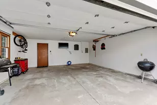 807 Worthington Ct, West Bend, WI 53090 - Photo 19