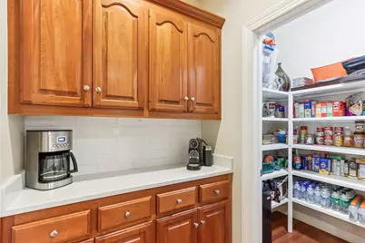 18160  Kestrel Ct, Brookfield, WI 53045 - Photo 11