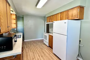 1037 Dewey St, Cassville, WI 53806 - Photo 5