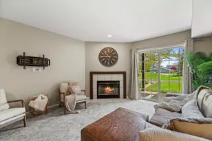N17W26865 E Fieldhack Dr, Pewaukee, WI 53072 - Photo 5