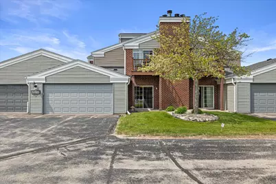 N17W26865 E Fieldhack Dr #D, Pewaukee, WI 53072 - Photo 1