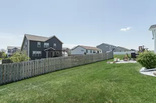 907 Ridge Ct, Watertown, WI 53094 - Photo 35