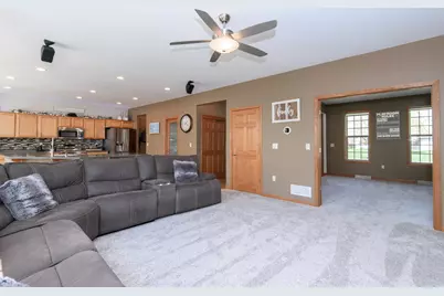 426  Augusta Dr, Mukwonago, WI 53149 - Photo 13