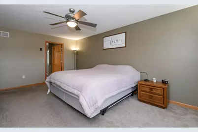 426  Augusta Dr, Mukwonago, WI 53149 - Photo 37