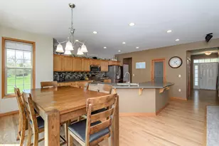 426 Augusta Dr, Mukwonago, WI 53149 - Photo 27