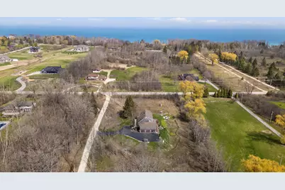 13725 N Lake Shore Dr, Mequon, WI 53097 - Photo 49